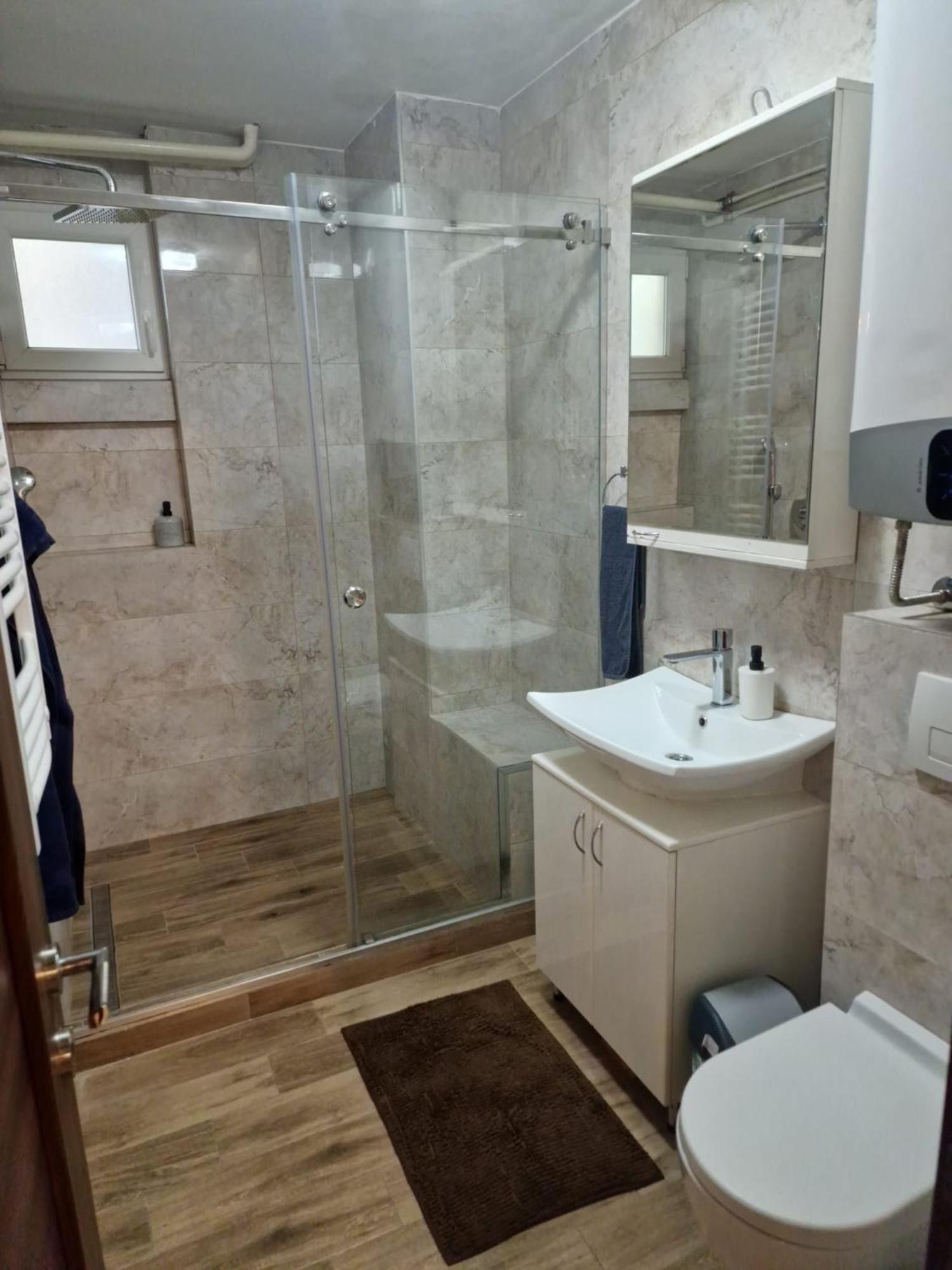 Goliath Apartment Белград Екстериор снимка